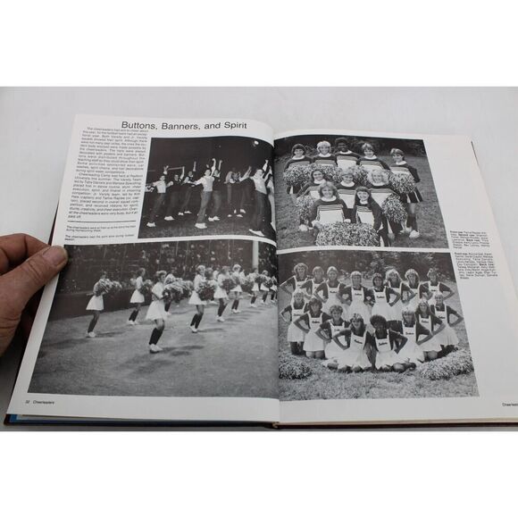 1985 SALEM HIGH SCHOOL YEARBOOK THE LACONIAN, SALEM, VA - Picture 12 of 16